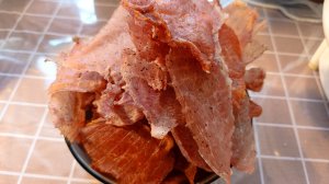 Джерки (мясные чипсы) в электросушилке. Домашний рецепт с подробностями. Результат как в магазине!