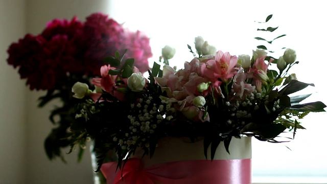 ОСТАННІ ВЕСНЯНІ ДНІ | мій день народження, чистий дім, своя полуниця смотреть онлайн