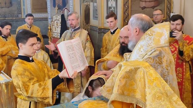 Священническая хиротония иеродиакона Кукши (Ткача) смотреть онлайн