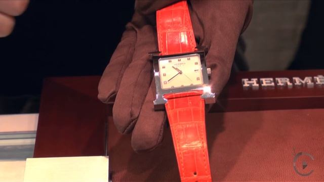 Cupido | Hermes | Bayview Village Shopping Center смотреть онлайн