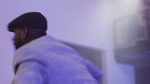 MANU BRAND MOVIE WIDESCREEN смотреть онлайн