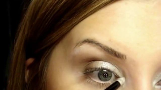 Silver & Bronze: Kim K. Inspired смотреть онлайн