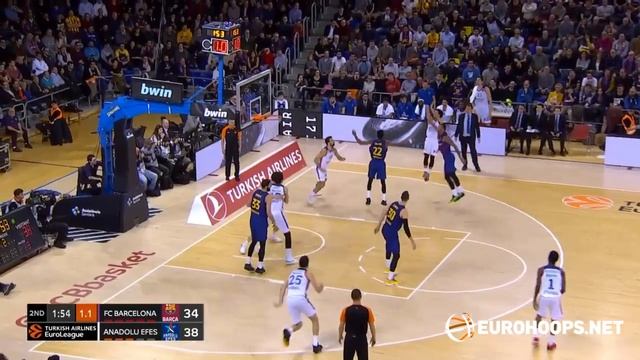 FC Barcelona - Anadolu Efes Istanbul 82-86: Shane Larkin (26 points) смотреть онлайн