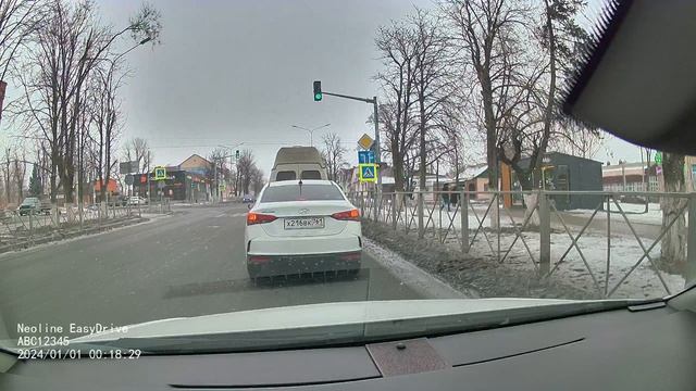 Neoline easydrive 2k WiFi dual дневная съемка передней камеры в разрешении 2К. смотреть онлайн