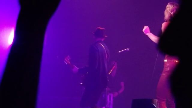 VANESSA PARADIS ZENITH PARIS 03.07.2014 La seine смотреть онлайн