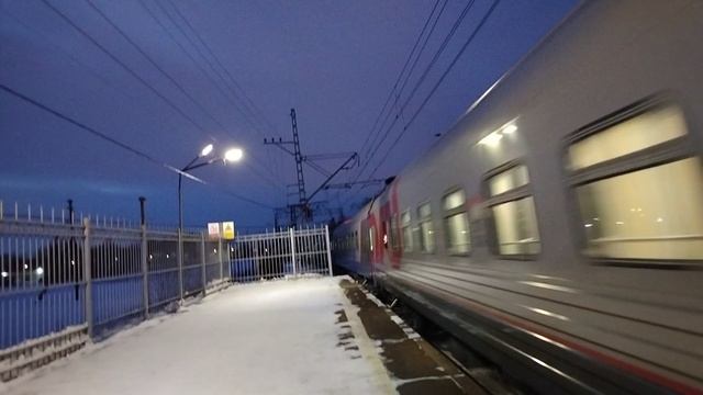 21 февраля 2025 г. Электровоз ЭП2К-185 с Пассажирским поездом Колпино смотреть онлайн