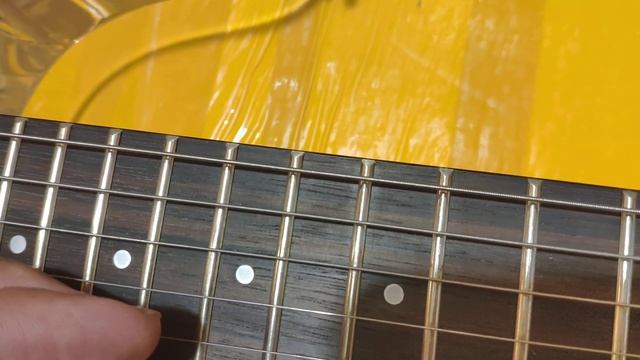Обзор сборки китайской реплики полимерной прозрачной гитары Dan Armstrong, Ampeg смотреть онлайн