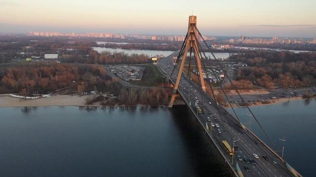 Киев. Северный мост. Московский. смотреть онлайн