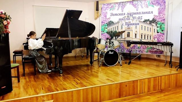 Охота на моль. Кубатина Прасковья 8лет смотреть онлайн