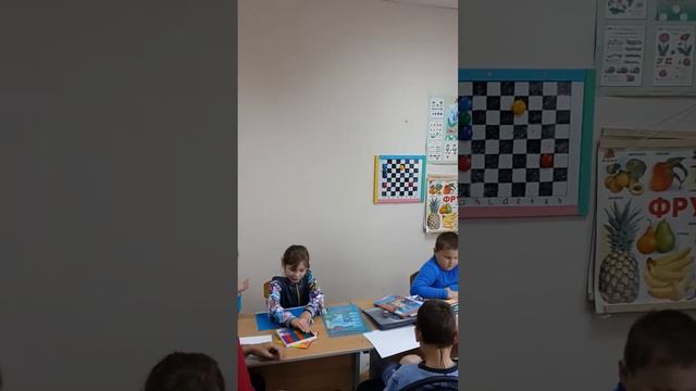 Групповые занятия в студии Букварик смотреть онлайн