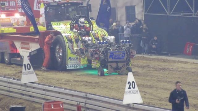 Traktorpulling Riesa 10000 Ps Monster смотреть онлайн