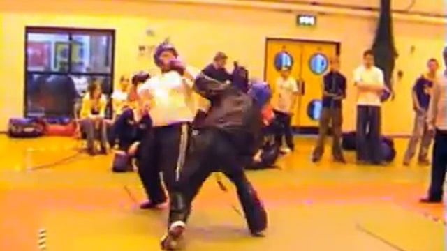 Nottingham WAKO (2004).avi смотреть онлайн
