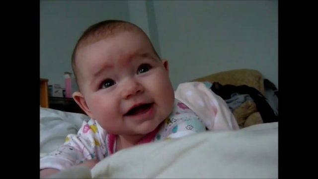 Дынь-дынь-дынь, или Селеста смеется (Celeste is laughing at funny noises) смотреть онлайн