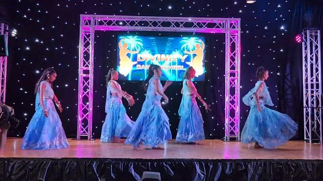 Divinity Live in Concert 2022 | Ashley, Izabella, Mya, Naleyah & Sadie | Bollywood Chutney Dancers смотреть онлайн