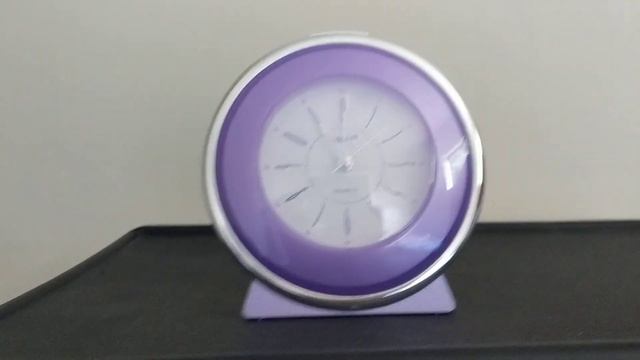 Setting The Alarm On My Orpat TBXL-687 Quartz Alarm Clock смотреть онлайн