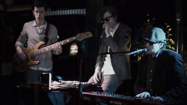 Kuznetsov Soul Trio - Clint Eastwood (Gorillaz Cover) смотреть онлайн