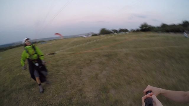 Юца. Девчонки. Парапланы.