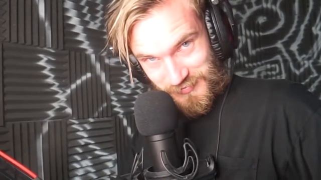 PewDiePIe ПОПРОБУЙ НЕ ЗАРЖАТЬ ЧЕЛЛЕНДЖ #2{Русская Озвучка} смотреть онлайн