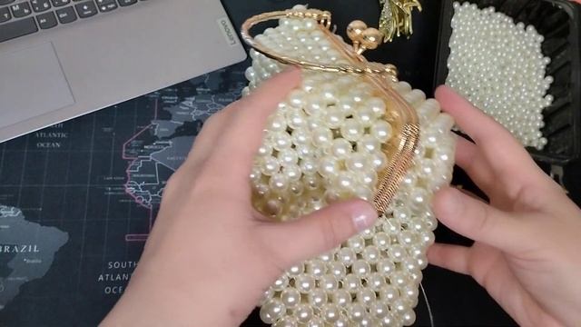 🔴 Ужасная сумка из бусин на фермуаре. Неудачный ридикюль. смотреть онлайн