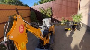 Обзор на китайский мини Эксковатор zm 08. Zhong Mei 08 самый маленький мини экскаватор в России