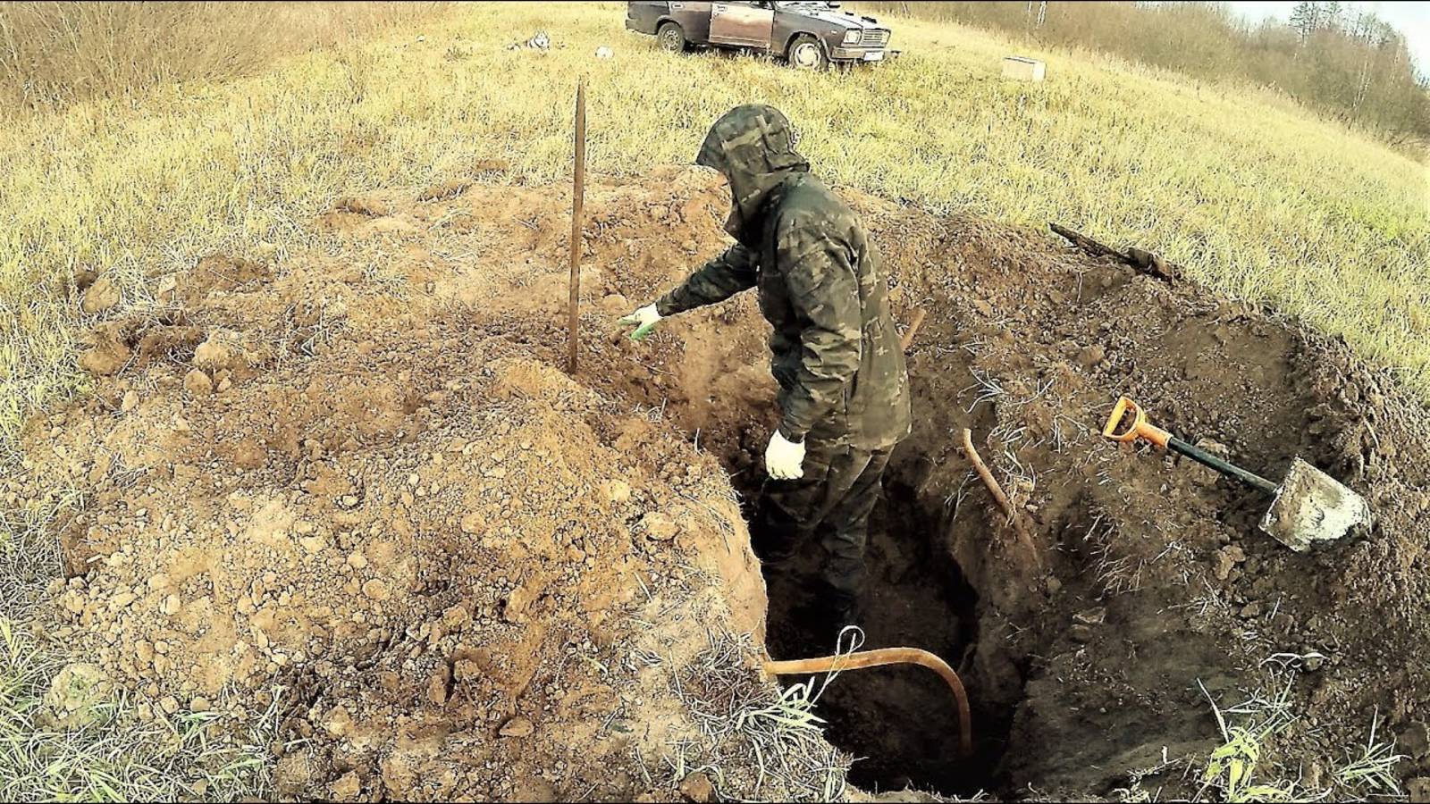 Тягаем залежи Советского Союза. ... Коп металлолома на старой ферме. смотреть онлайн