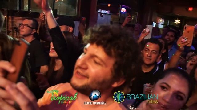 Tropical café and Vanessa da Mata ao vivo August 22, 2019 : Juliano Magalhães смотреть онлайн