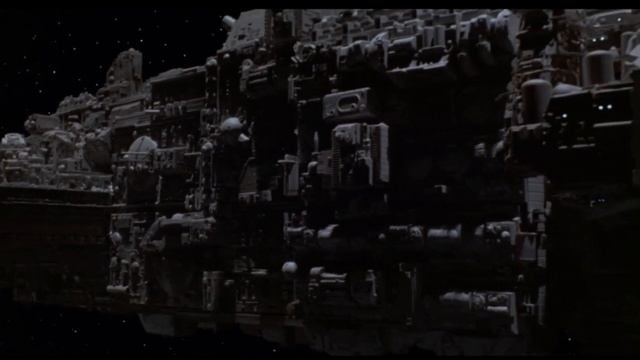 🎬01➤Холодный космос и очень длинный корабль... смотреть онлайн