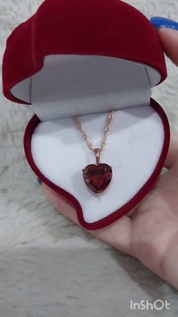 РУБІНОВЕ СЕРДЕНЬКО — кольє в оксамитовому футлярі бренд Xuping Jewelry - солідний подарунок дівчині