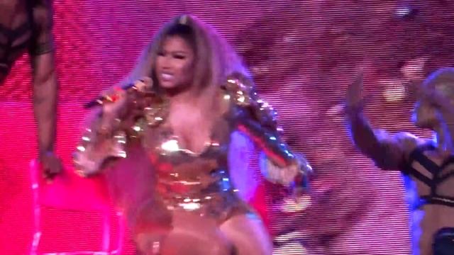 Nicki Minaj - Anaconda - Live at Ziggodome Amsterdam 2019 смотреть онлайн