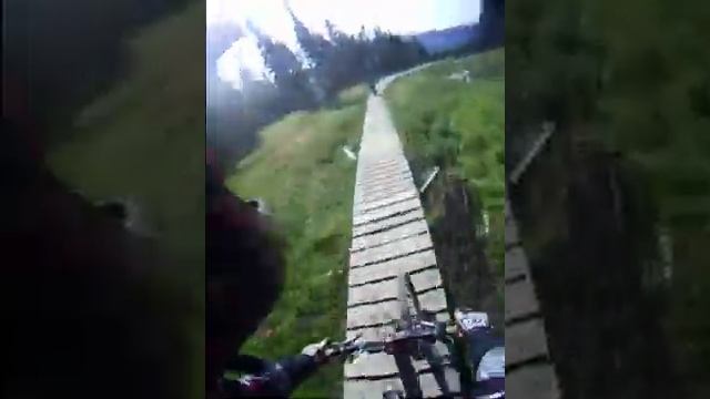 Intense Downhill Spanking!!! смотреть онлайн