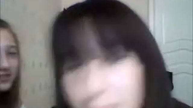Дебилки под песню Hey na na смотреть онлайн