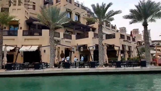 Boat ride on the Souk Madinat Jumairah смотреть онлайн