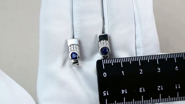 Серебряные серьги AQUAMARINE с фианитом и гидротермальным сапфиром А43477АБ смотреть онлайн