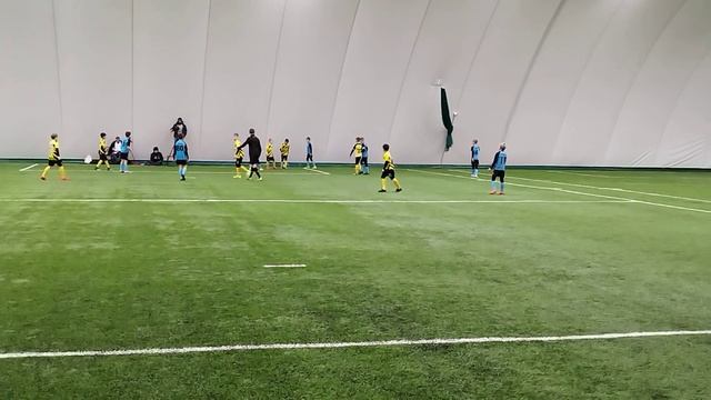 Чемпионат SPORT IS LIFE 2012. ФК "Янтарь 93"- ФК "Атлетик". 1 тайм смотреть онлайн