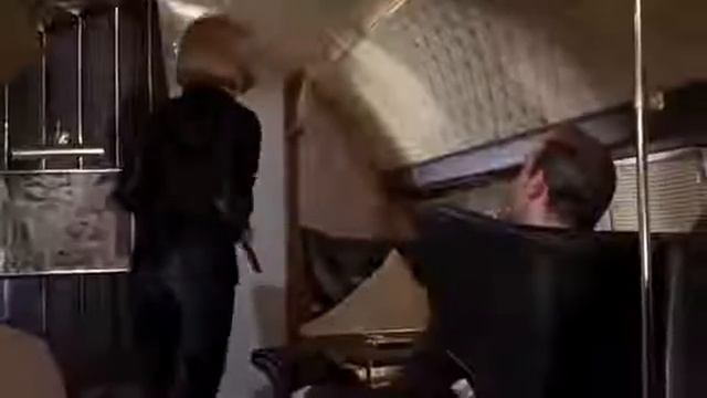 Russ in the big blue house intro смотреть онлайн