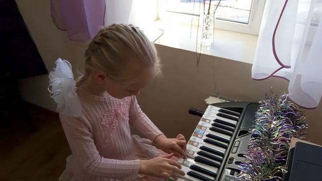 Soft Mozart Зимний академический концерт 2017/2018, Deck Halls Алиса Фрашко 7 лет смотреть онлайн