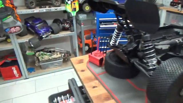 DER MCD RR5 BRUSHLESS смотреть онлайн