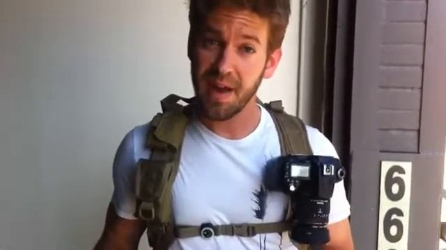 Capture Camera Clip - Backpack Application смотреть онлайн