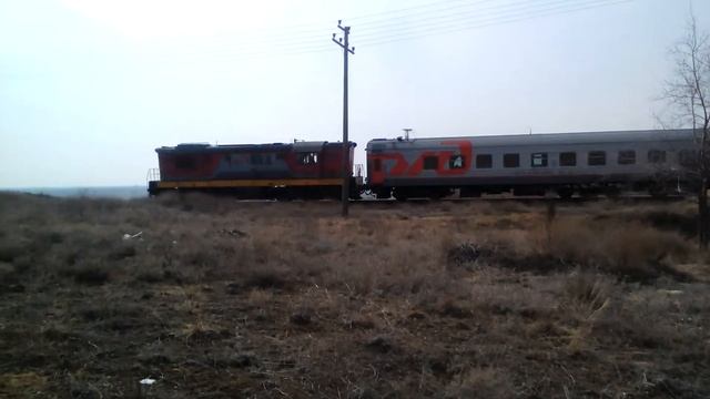 ЧМЭ3 с вагоном-дефектоскопом смотреть онлайн