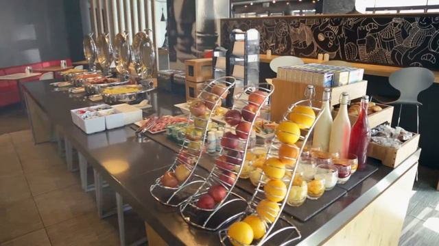 Discover ibis Bristol Centre • United Kingdom • vibrant hotels • ibis смотреть онлайн