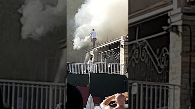 Пожар в Турецком отеле Мармарис смотреть онлайн