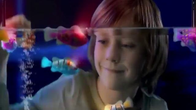 ZURU Robo Fish LED Świecąca Robo Rybka reklama dzieciaczkowo.pl смотреть онлайн