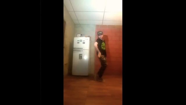 Mike Posner - I Took A Pill In Ibiza coreografia смотреть онлайн