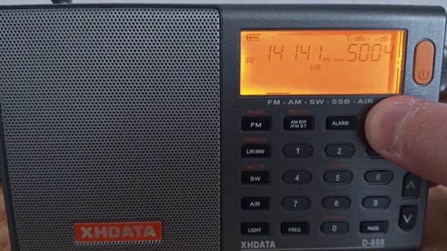 Радиоприемник XHDATA D-808 Радиолюбители 20м.