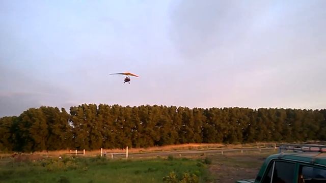Интересные кадры с полётов на Дельталёте в Боброве смотреть онлайн