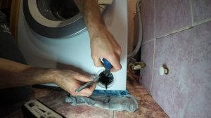 Ремонт стиральной машинки BOSCH Serie 4. Не сливает воду. #ремонтстиральныхмашин #bosch