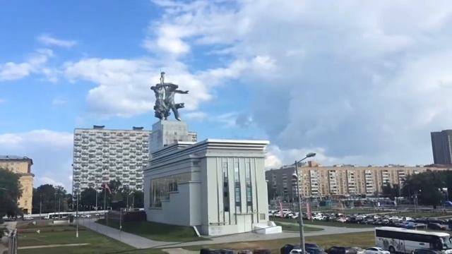 Мы из Питера 8 человек(деаф) в Москве смотреть онлайн