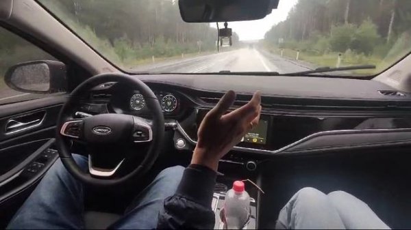 Увод вправо Омода Omoda S5