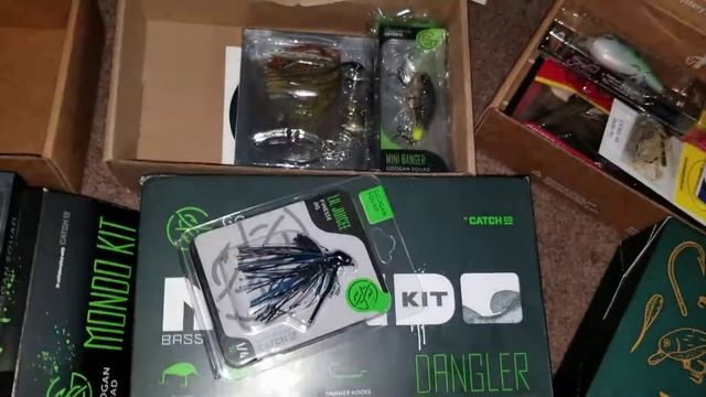 GOOGAN SQUAD $40 MONDO KIT XL VS GOOGAN SQUAD DANGLER $17 VS MYSTERY TACKLE BOX BASS KIT $17 🐟🐬🐠🐋🐳🦈 смотреть онлайн