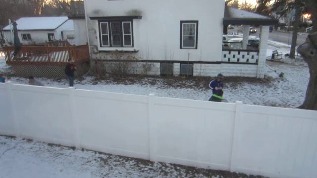Neighbor kids bang into PVC fence 6 times in 10 minutes - twice intentionally смотреть онлайн